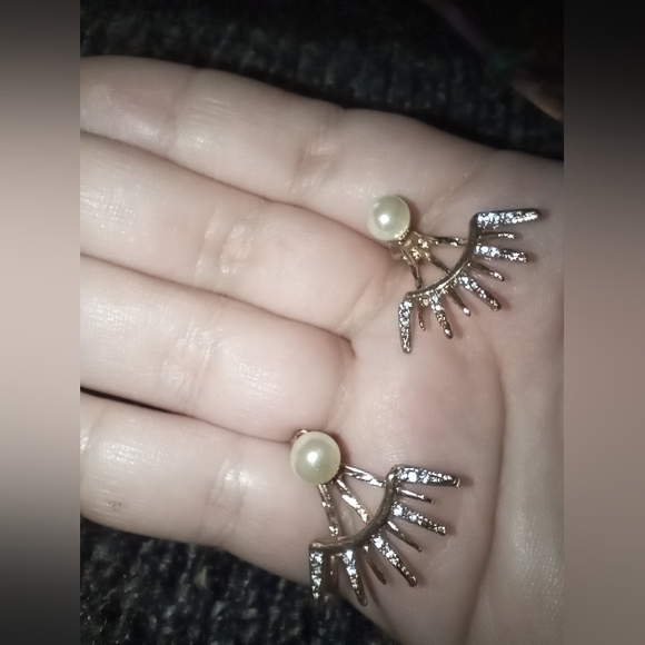 Faux Pearl Earrings w/Gorgeous Bling Earrings Jackets - Picture 3 of 12